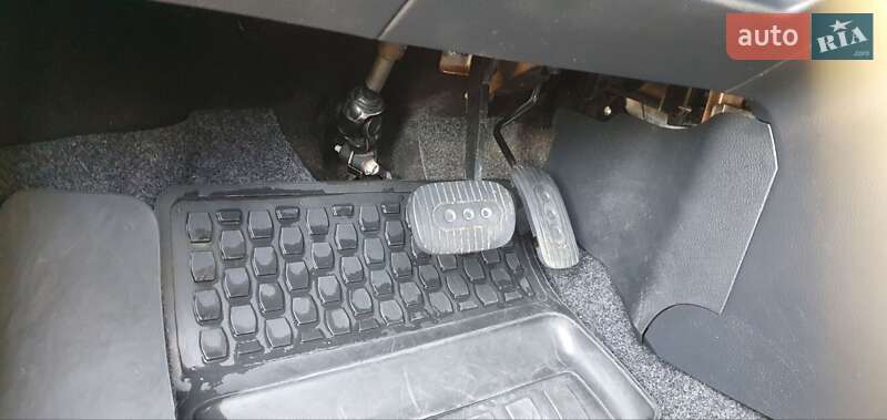 Хэтчбек Nissan Note 2008 в Казатине фото 34 Хэтчбек Nissan Note 2008 в Казатине