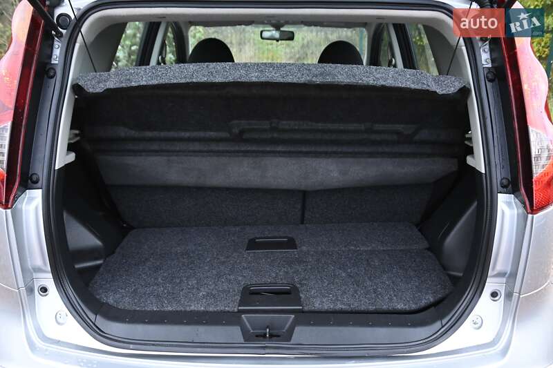 Хетчбек Nissan Note 2009 в Бердичеві