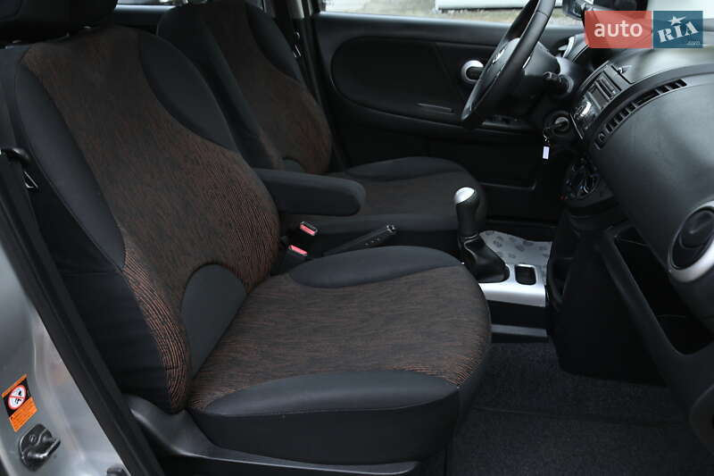 Хетчбек Nissan Note 2009 в Бердичеві