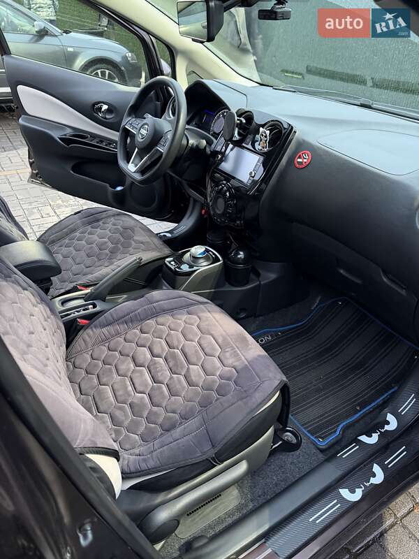 Хэтчбек Nissan Note 2017 в Киеве