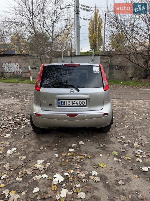 Хэтчбек Nissan Note 2007 в Одессе