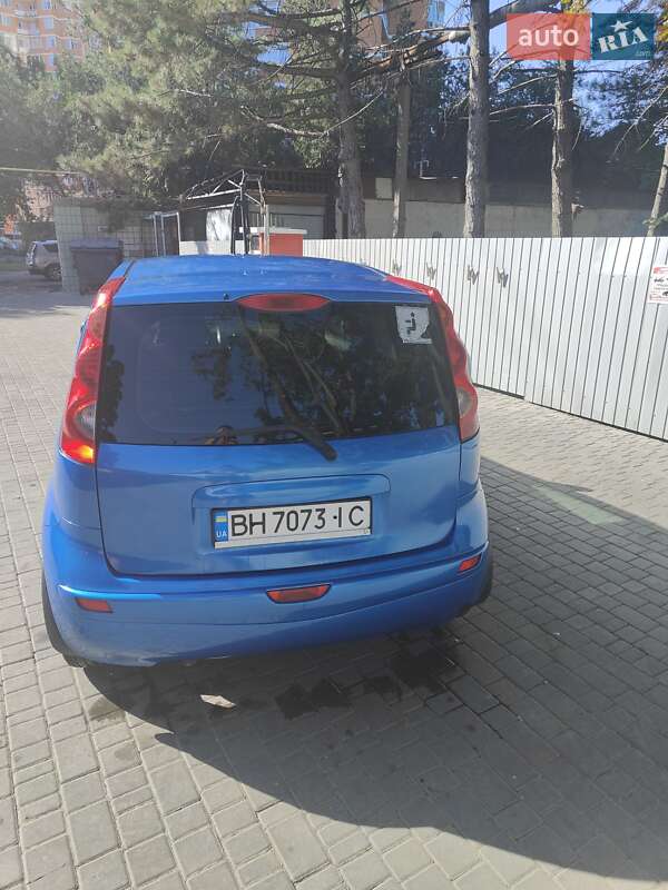 Хэтчбек Nissan Note 2008 в Одессе