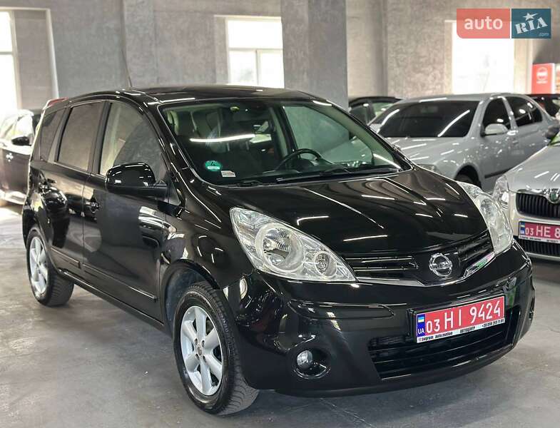 Хэтчбек Nissan Note 2010 в Каменском