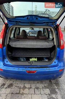 Хэтчбек Nissan Note 2007 в Львове