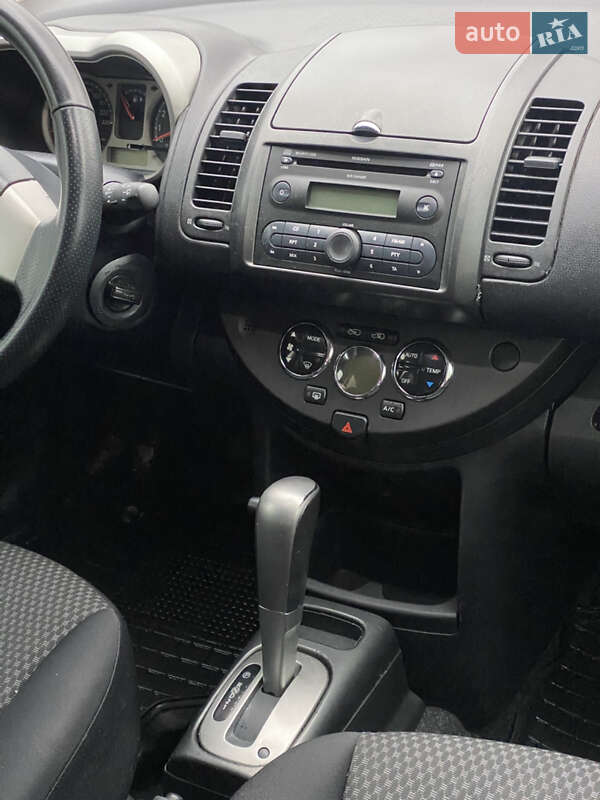 Хэтчбек Nissan Note 2006 в Чернигове фото 15 Хэтчбек Nissan Note 2006 в Чернигове