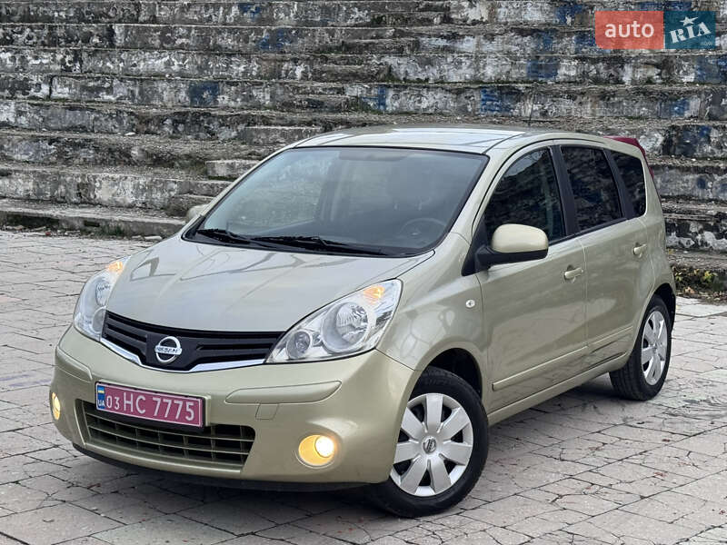 Хэтчбек Nissan Note 2009 в Полтаве
