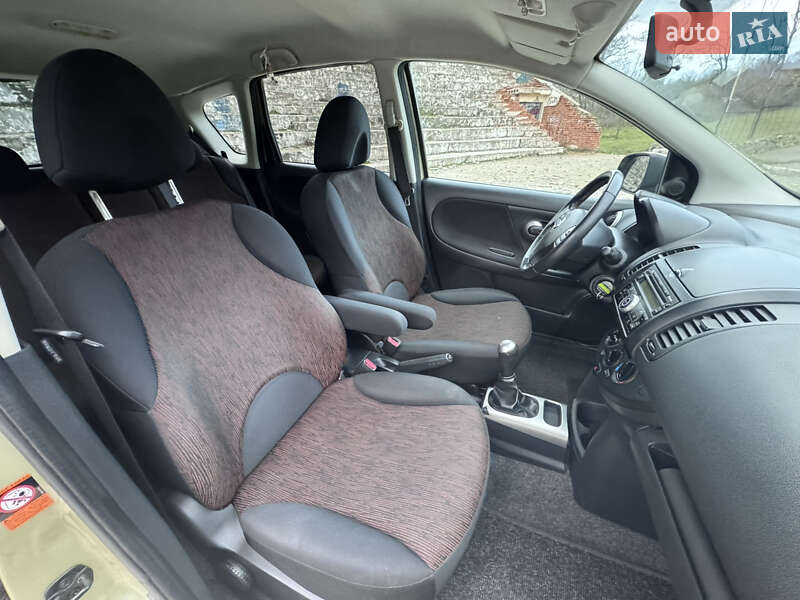 Хэтчбек Nissan Note 2009 в Полтаве