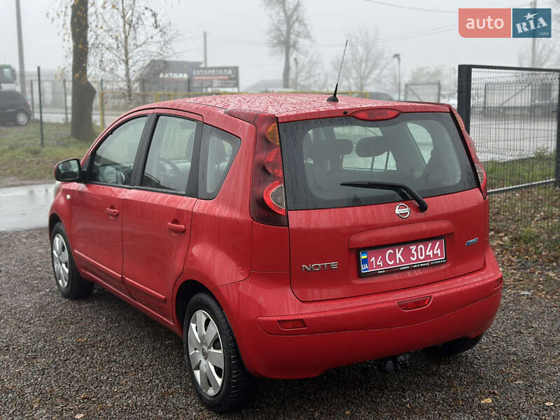 Хэтчбек Nissan Note 2010 в Виннице