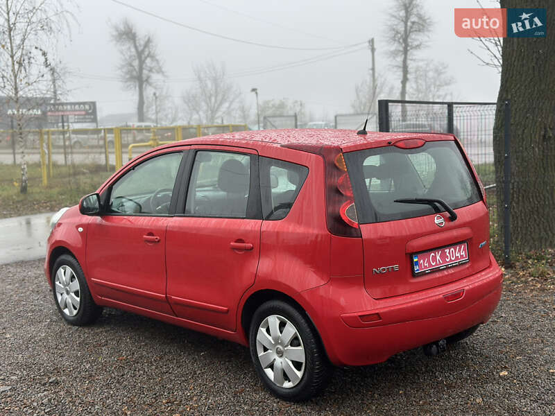 Хэтчбек Nissan Note 2010 в Виннице