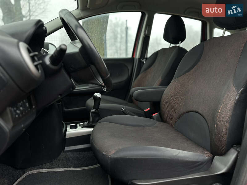 Хэтчбек Nissan Note 2010 в Виннице