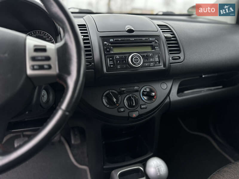 Хэтчбек Nissan Note 2010 в Виннице