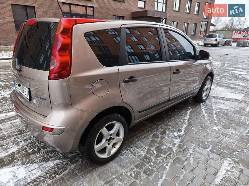 Хетчбек Nissan Note 2008 в Нетішині