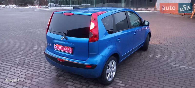 Хэтчбек Nissan Note 2006 в Костополе