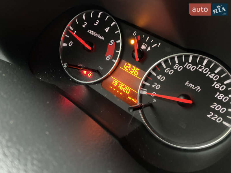 Хэтчбек Nissan Note 2009 в Луцке