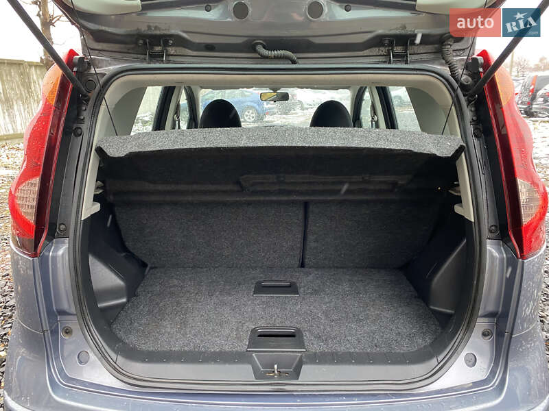 Хэтчбек Nissan Note 2009 в Луцке