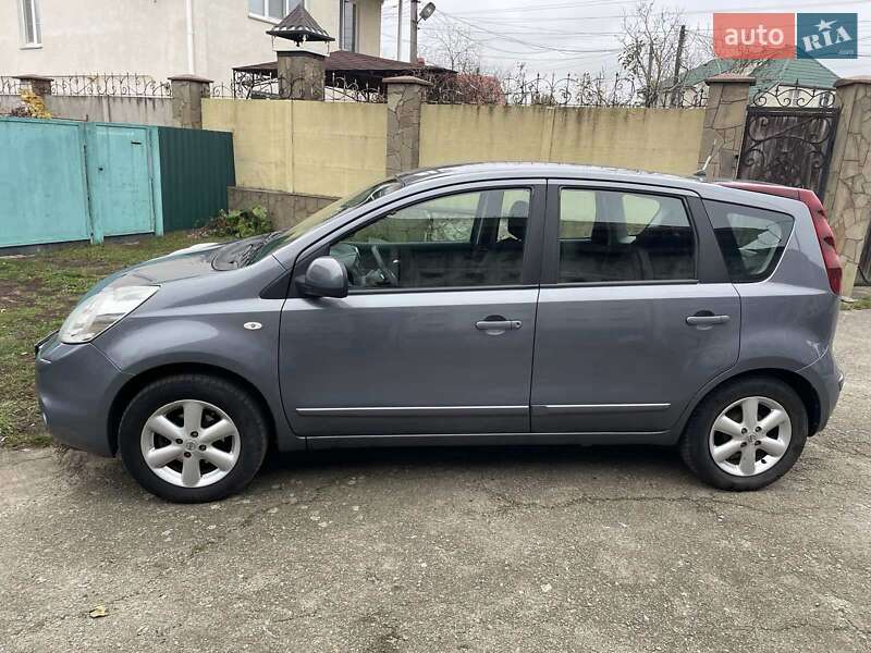 Хетчбек Nissan Note 2010 в Житомирі фото 20 Хетчбек Nissan Note 2010 в Житомирі