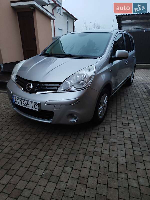 Хетчбек Nissan Note 2009 в Івано-Франківську
