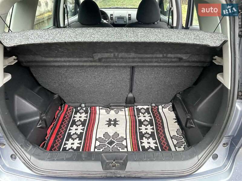 Хетчбек Nissan Note 2010 в Житомирі фото 9 Хетчбек Nissan Note 2010 в Житомирі
