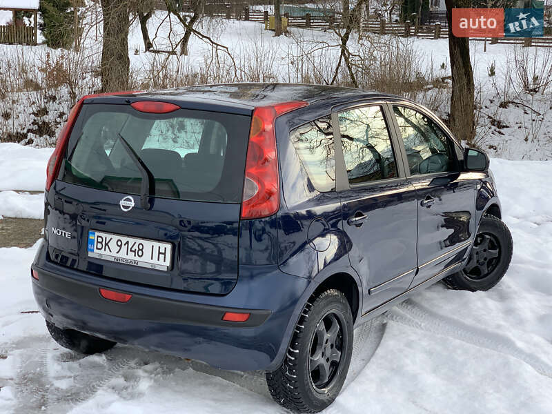 Хетчбек Nissan Note 2007 в Дрогобичі