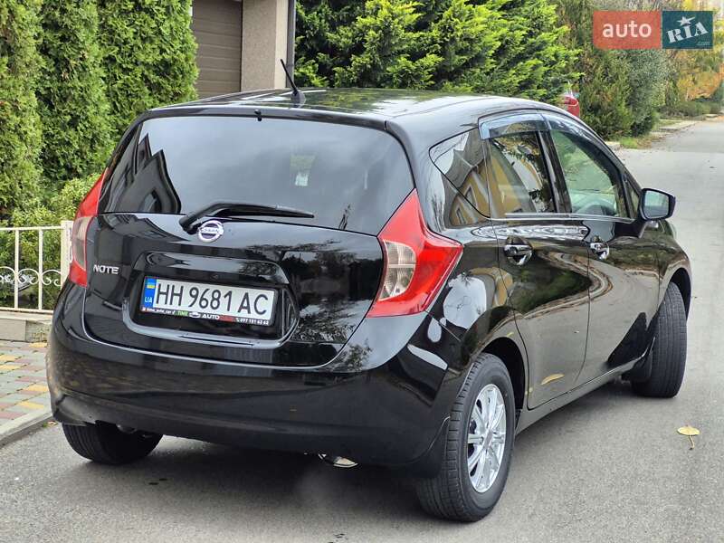 Хэтчбек Nissan Note 2015 в Одессе фото 20 Хэтчбек Nissan Note 2015 в Одессе