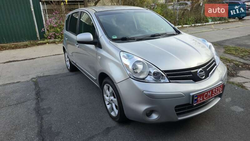 Хэтчбек Nissan Note 2009 в Виннице