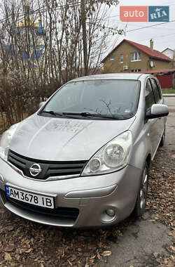 Хэтчбек Nissan Note 2011 в Звягеле