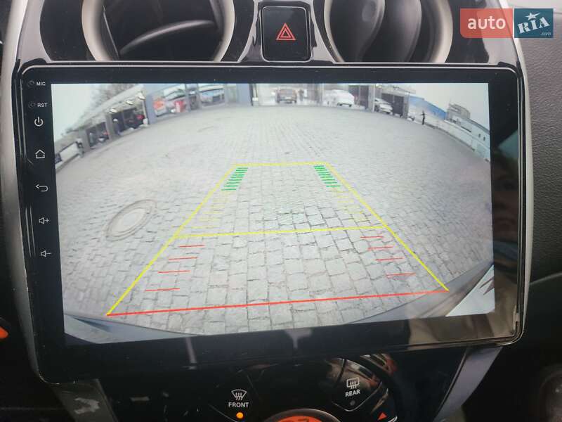 Хэтчбек Nissan Note 2013 в Полтаве