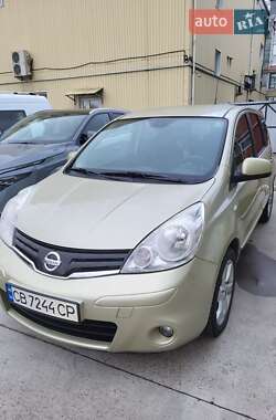 Хэтчбек Nissan Note 2010 в Чернигове