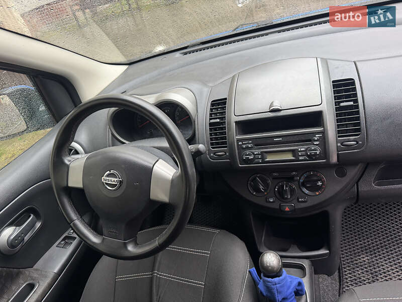 Хетчбек Nissan Note 2006 в Івано-Франківську