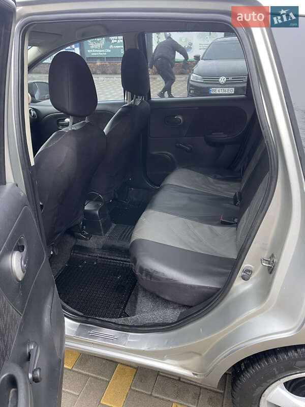 Хэтчбек Nissan Note 2007 в Виннице фото 4 Хэтчбек Nissan Note 2007 в Виннице