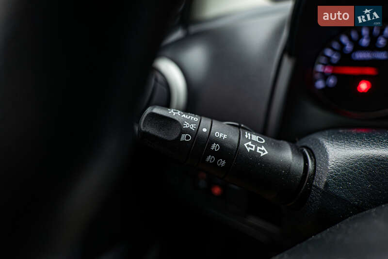 Хетчбек Nissan Note 2011 в Києві