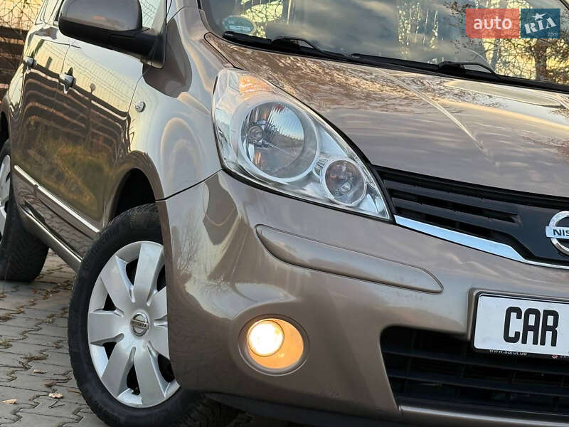 Хэтчбек Nissan Note 2011 в Стрые