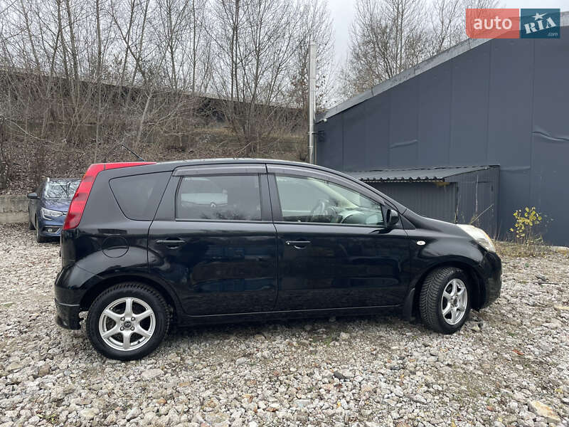 Хэтчбек Nissan Note 2012 в Киеве фото 9 Хэтчбек Nissan Note 2012 в Киеве