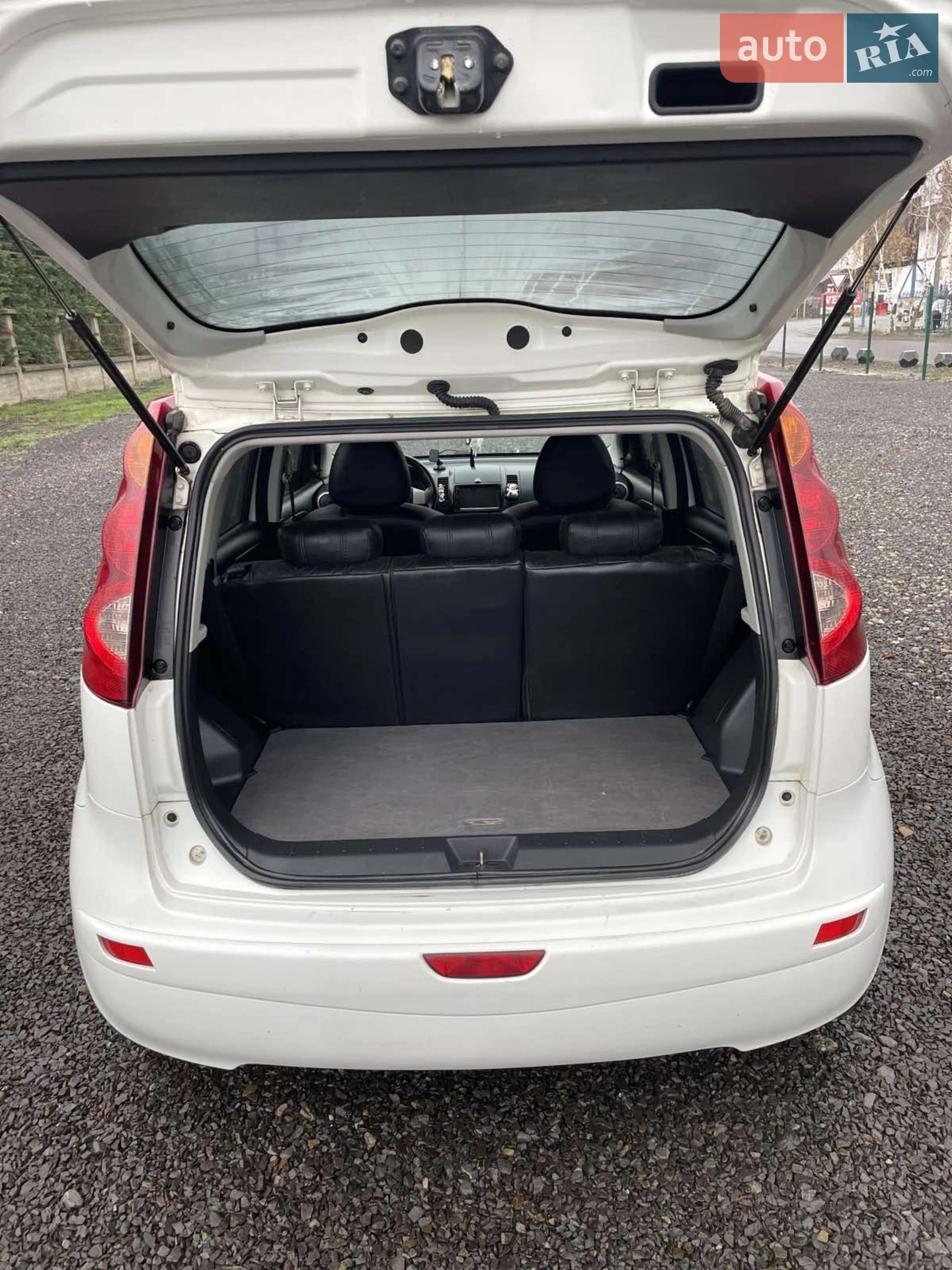 2010 Nissan Note - мініатюра 18