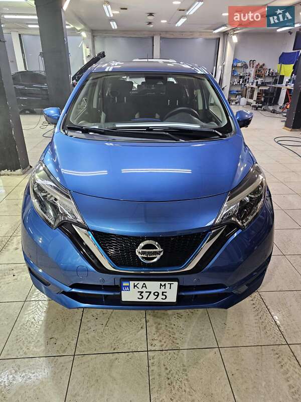 Хэтчбек Nissan Note 2018 в Киеве фото 2 Хэтчбек Nissan Note 2018 в Киеве