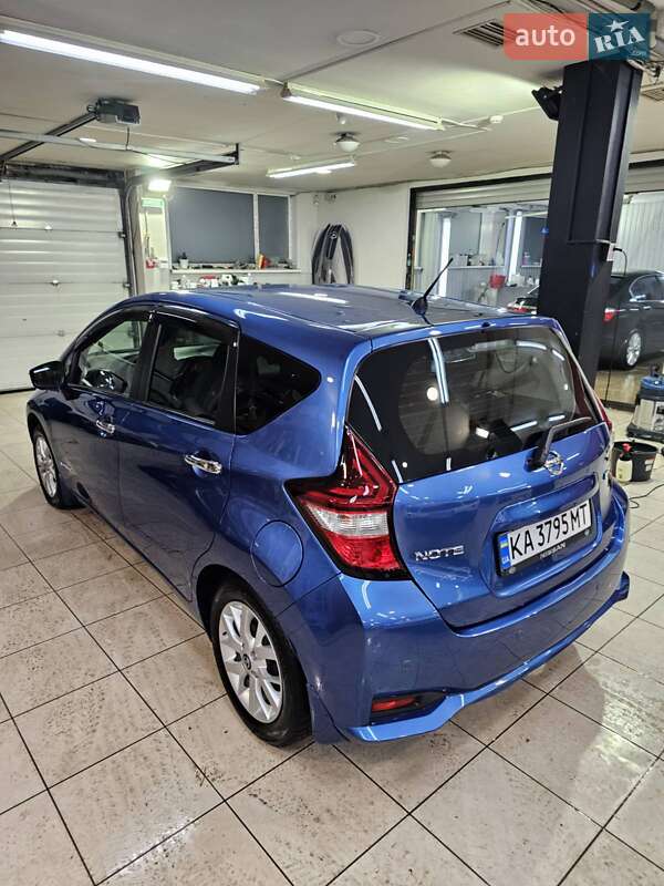 Хэтчбек Nissan Note 2018 в Киеве фото 3 Хэтчбек Nissan Note 2018 в Киеве