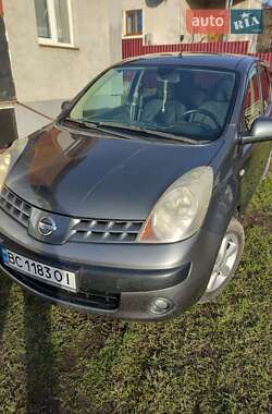 Хэтчбек Nissan Note 2006 в Перемышлянах