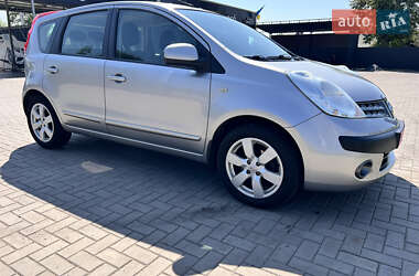 Хэтчбек Nissan Note 2006 в Сосновке