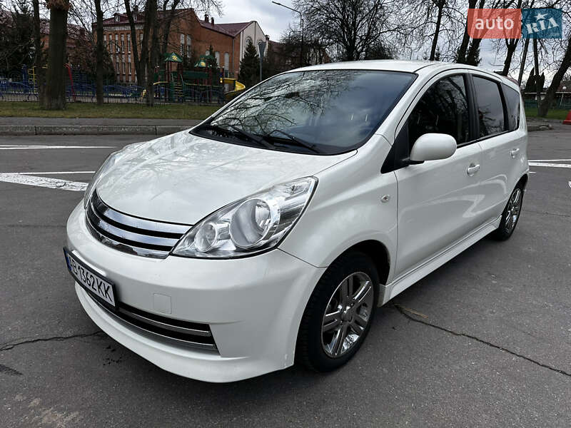 Хетчбек Nissan Note 2011 в Вінниці фото 3 Хетчбек Nissan Note 2011 в Вінниці