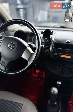 Хэтчбек Nissan Note 2006 в Киеве
