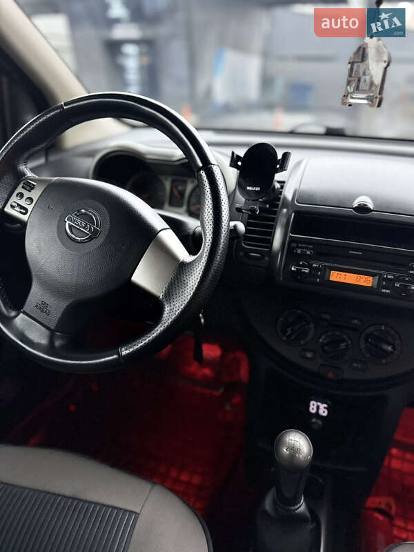 Хэтчбек Nissan Note 2006 в Киеве