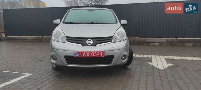 Хэтчбек Nissan Note 2009 в Житомире