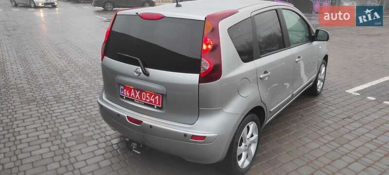 Хэтчбек Nissan Note 2009 в Житомире