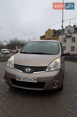 Хэтчбек Nissan Note 2011 в Львове