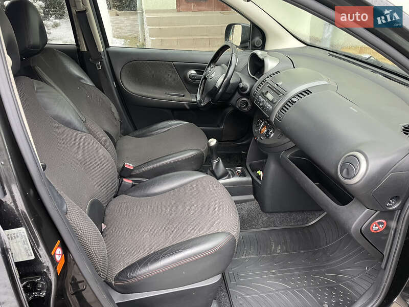 Хэтчбек Nissan Note 2006 в Ивано-Франковске