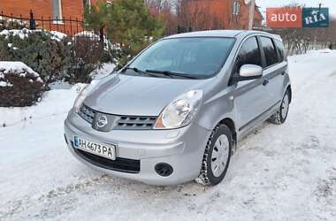 Хетчбек Nissan Note 2008 в Полтаві