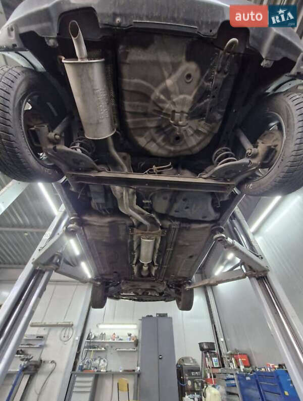 Хэтчбек Nissan Note 2006 в Чернигове