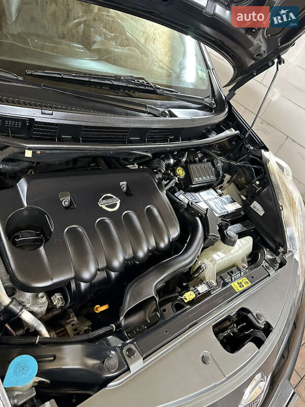 Хэтчбек Nissan Note 2008 в Хороле