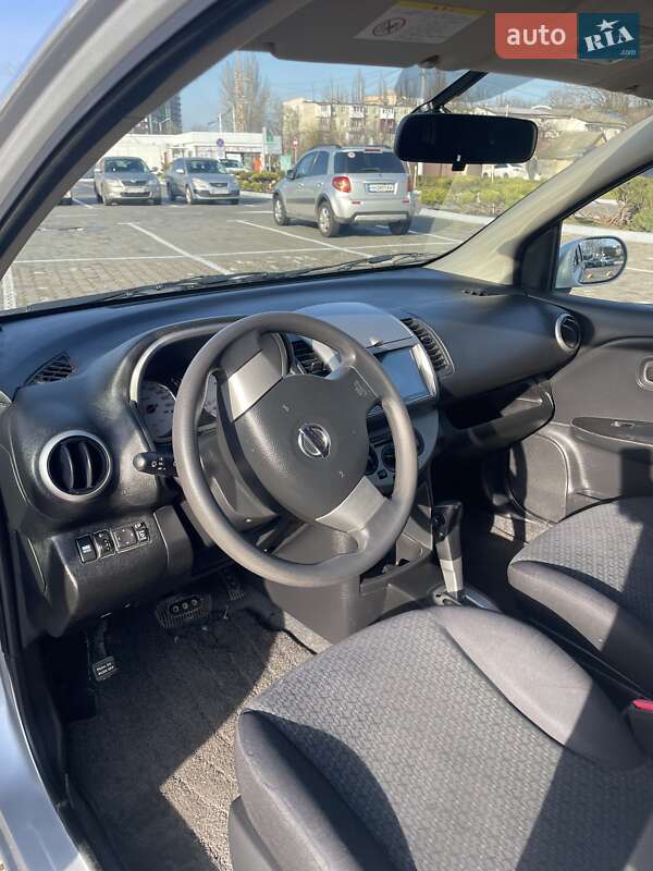 Хэтчбек Nissan Note 2011 в Одессе фото 6 Хэтчбек Nissan Note 2011 в Одессе
