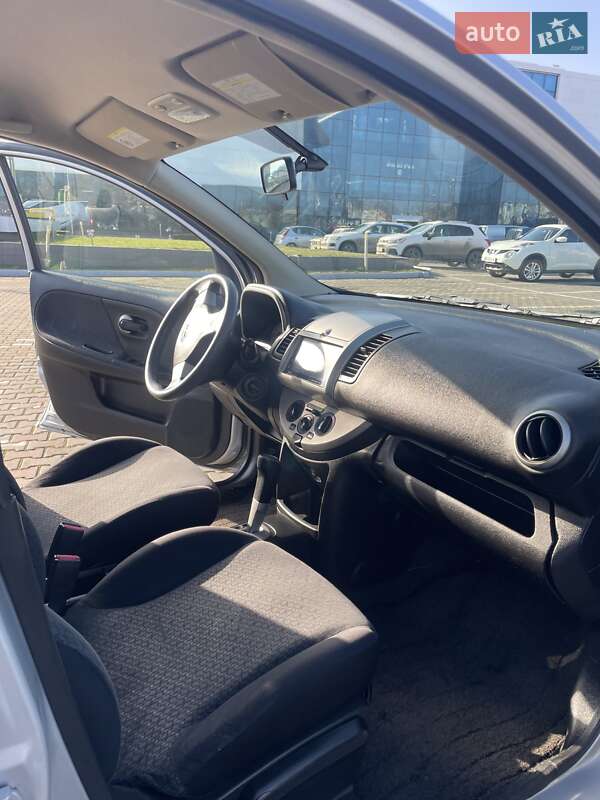 Хэтчбек Nissan Note 2011 в Одессе фото 10 Хэтчбек Nissan Note 2011 в Одессе